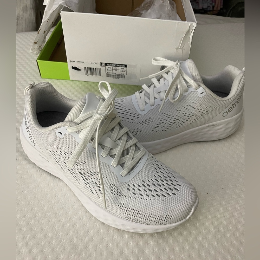 Aetrex Women's Danika Athletic Shoe White